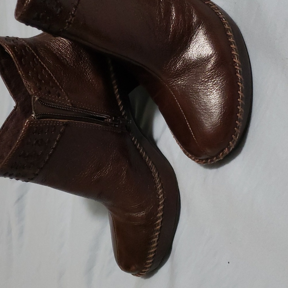 Indigo Boots leather upper
